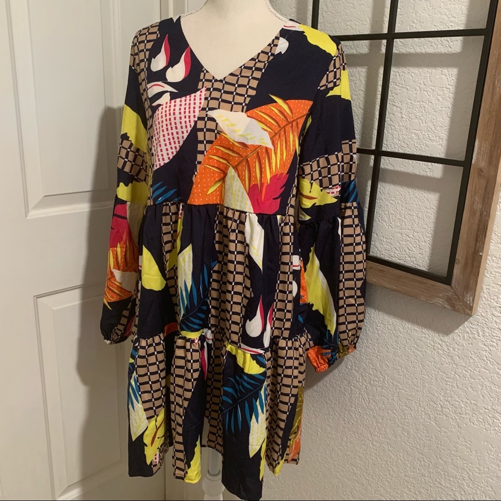 Comfy Tunic Floral dress size medium - Picture 1 of 5